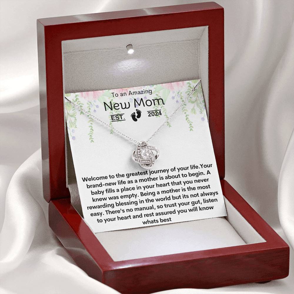 New Mom | Love Knot Necklace